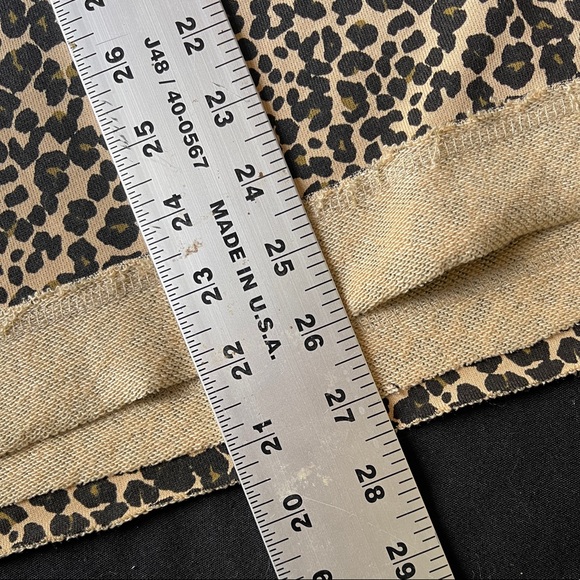 V-neck reversible light sweatshirt - UEC! - Picture 4 of 8